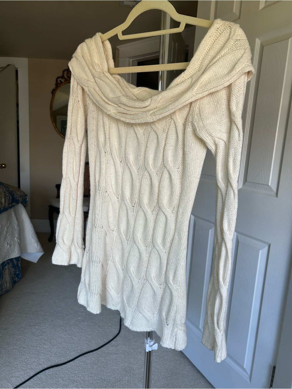 Wonderful Boston Proper Cream Cable-Knit Off-Shoulder Sweater SMALL